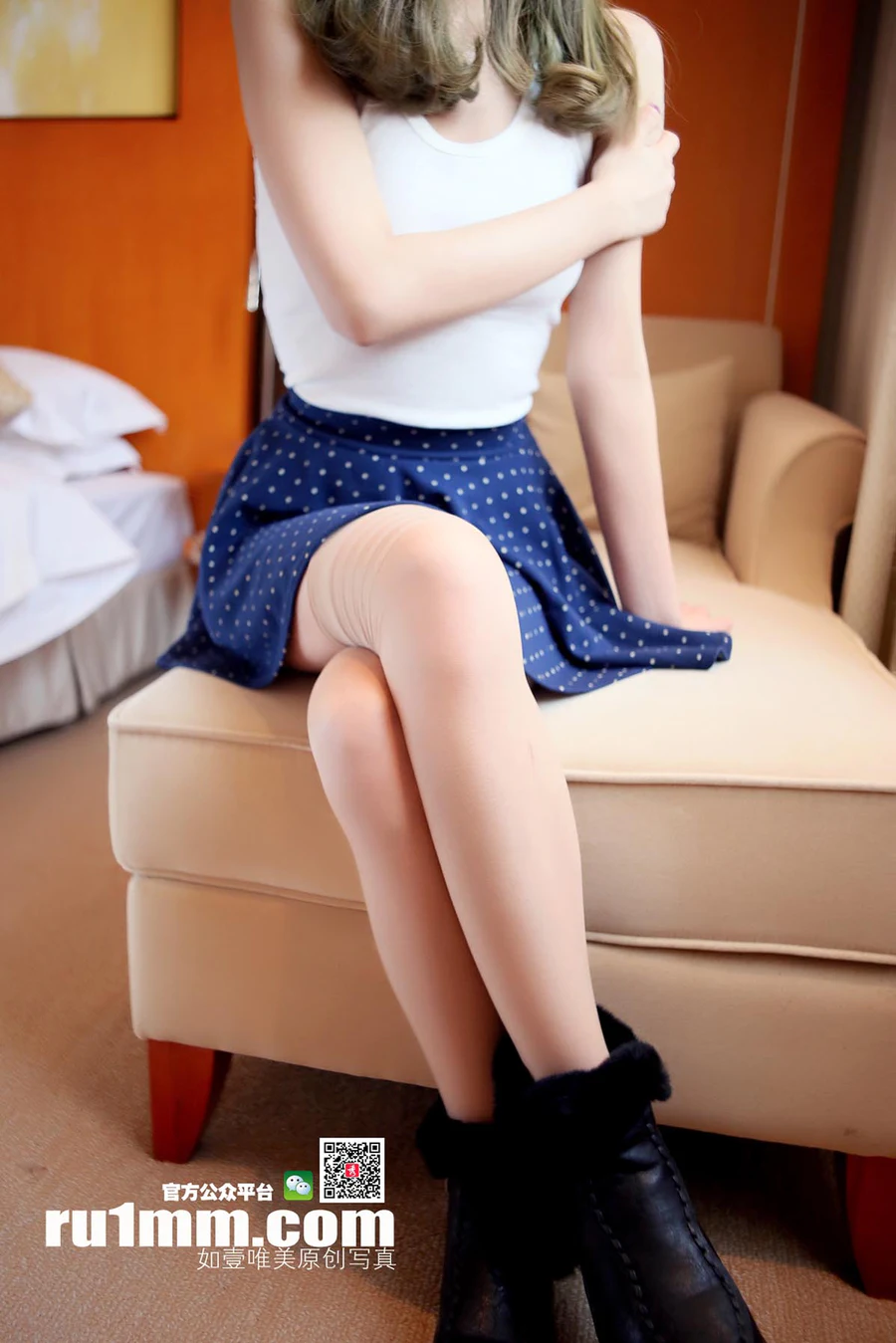 [如壹写真RU1MM]2014-12-11 NO.234 RU1MM如壹写真-第2张