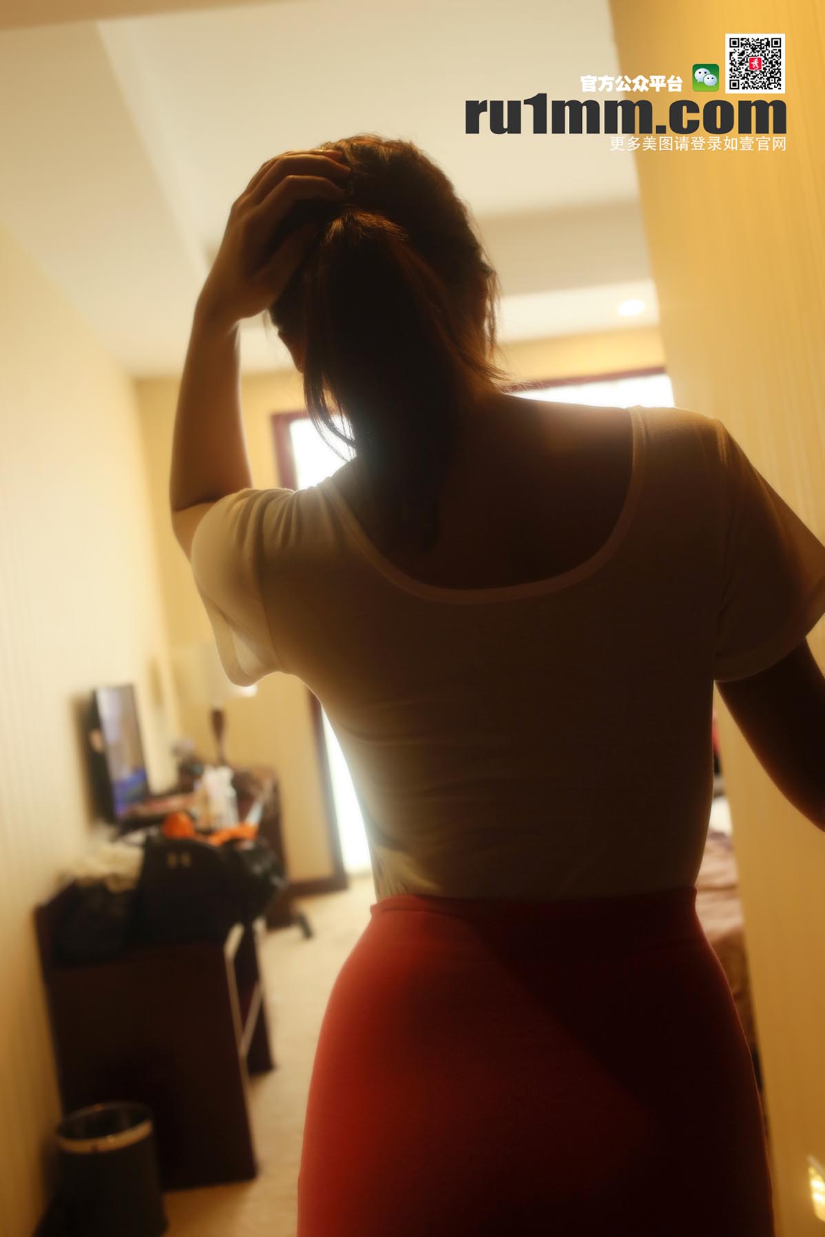 [如壹写真RU1MM]2015-06-23 NO.302 RU1MM如壹写真-第2张