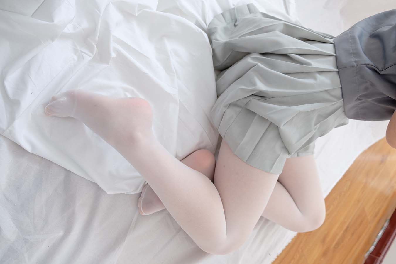 萝莉丝控-喵写真 VOL.020 丝足特写 MXZ喵写真-第1张