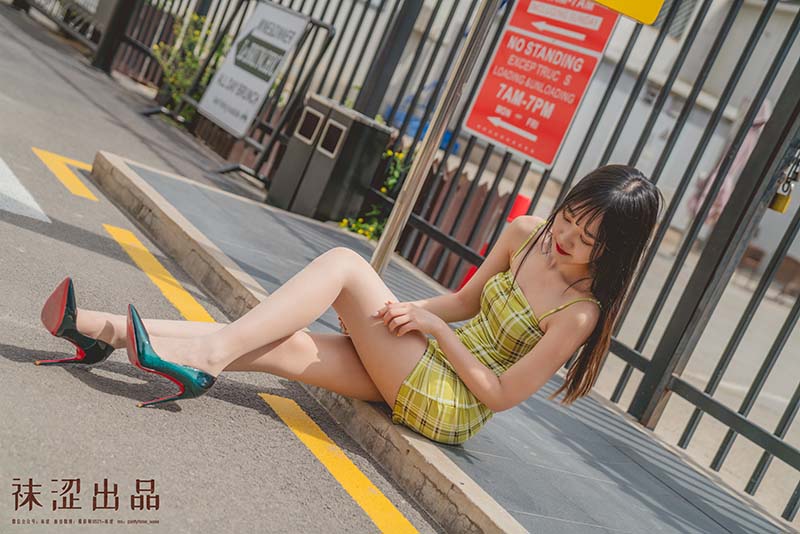 袜涩写真 VOL.060 女粉丝脸脸紧身裙 WSXZ袜涩写真-第2张