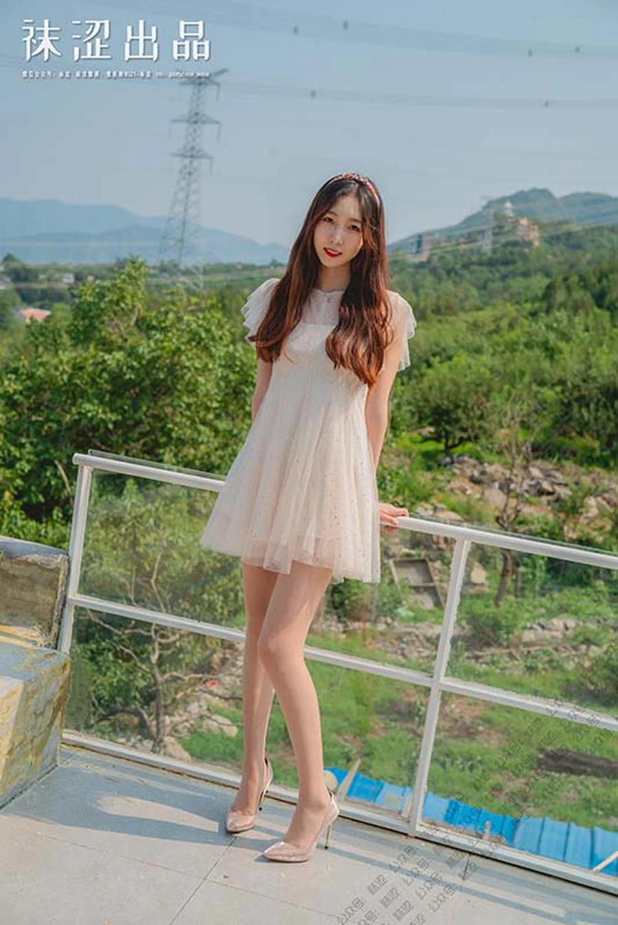 袜涩写真 VOL.066 思甜 呼吸小院 WSXZ袜涩写真-第2张