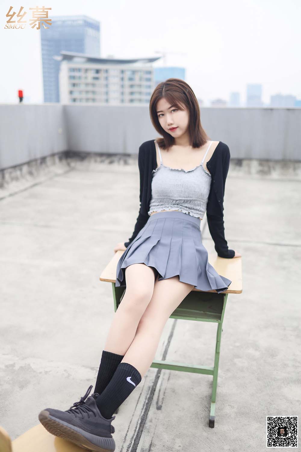 [丝慕GIRL]SM288 天天一元 米朵《天台玩丝两姐妹》 SM丝慕GIRL-第1张