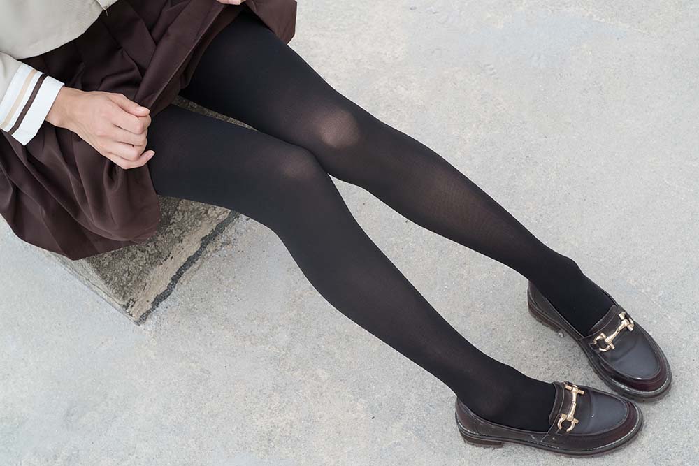森萝财团写真 BETA-006 黑丝白丝外拍 SLCT森萝财团-第1张