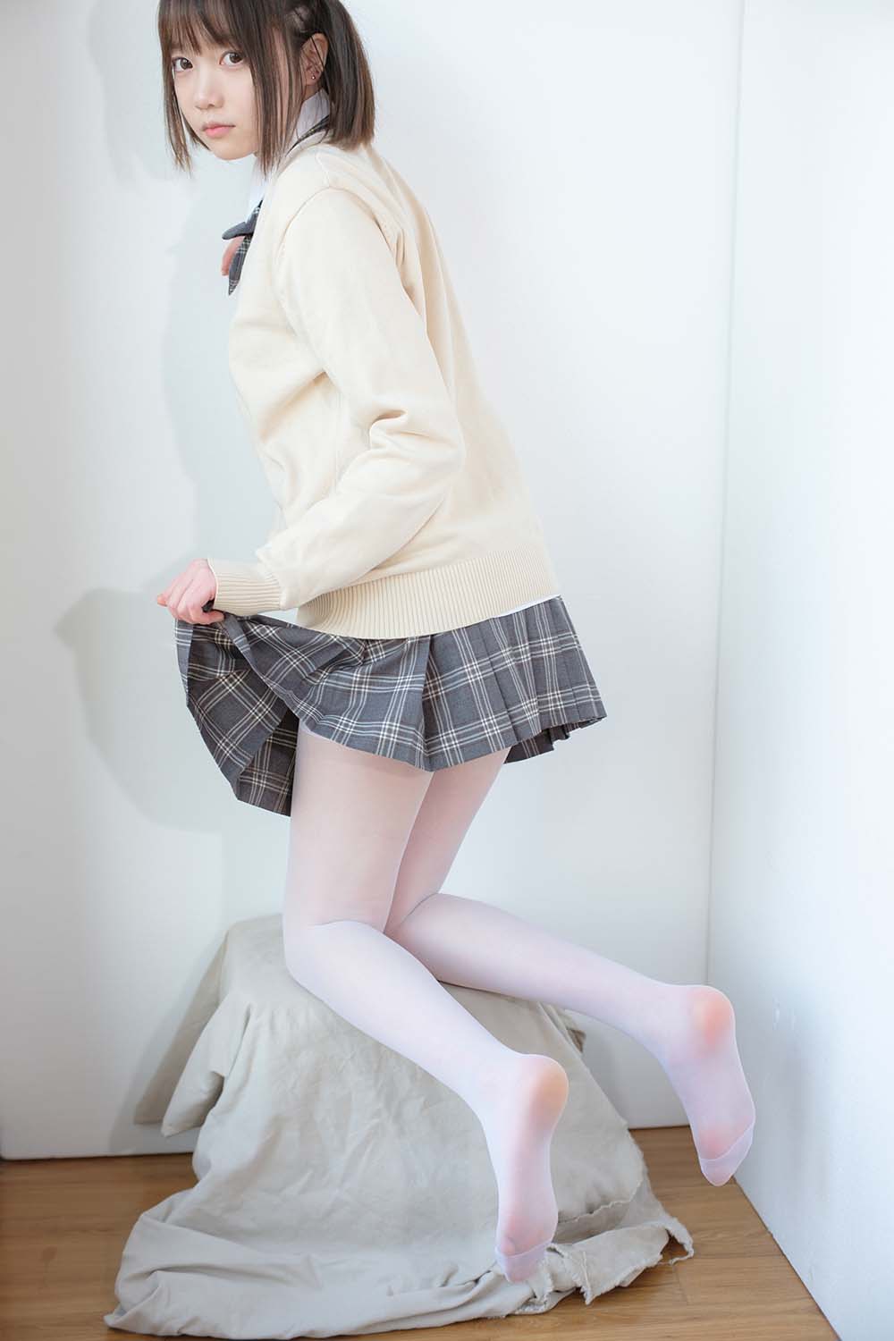森萝财团写真 X-010-SSR JK校服白丝 SLCT森萝财团-第2张