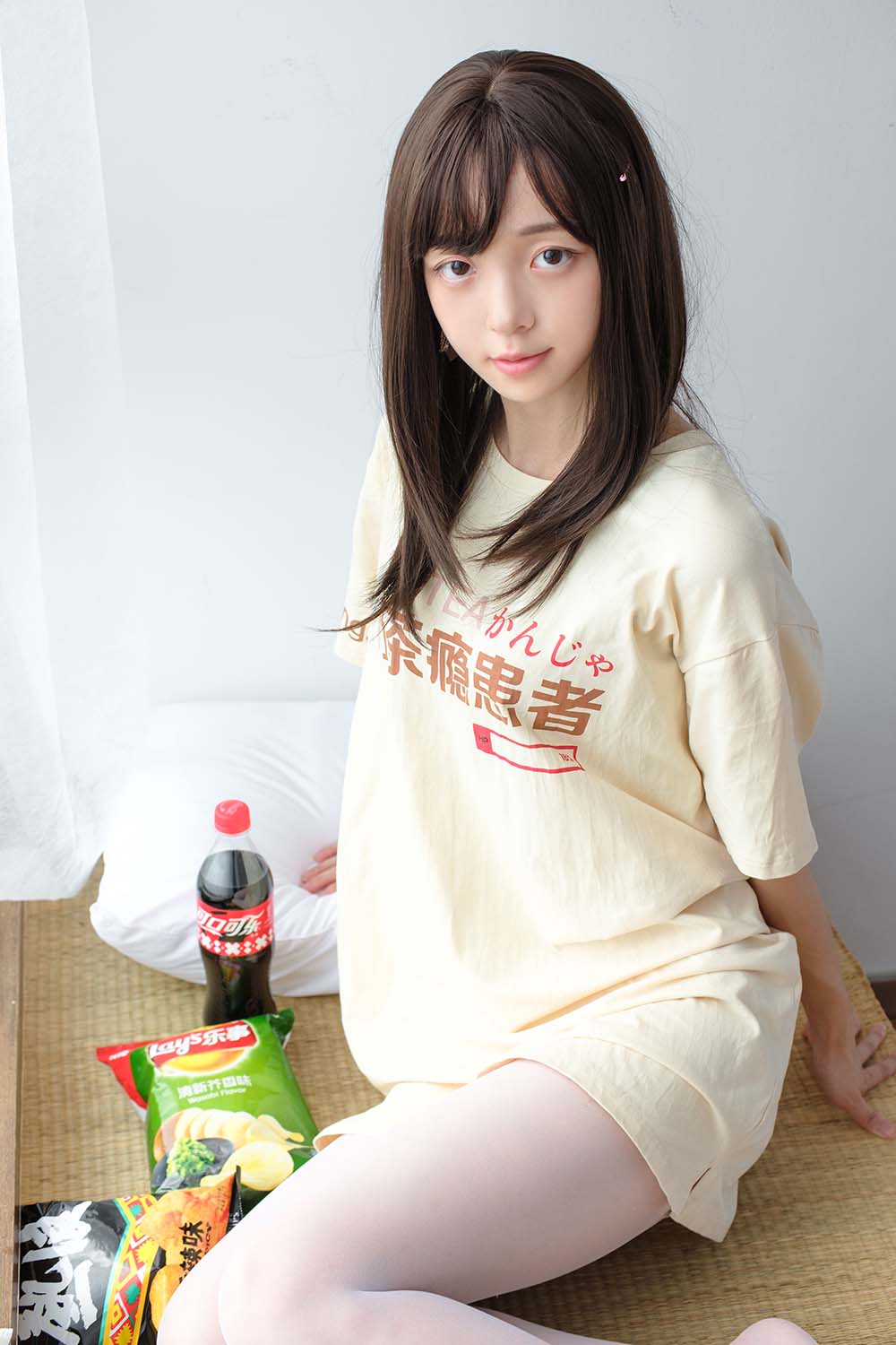森萝财团写真 SSR-010 凉席上的白丝美足少女 SLCT森萝财团-第1张
