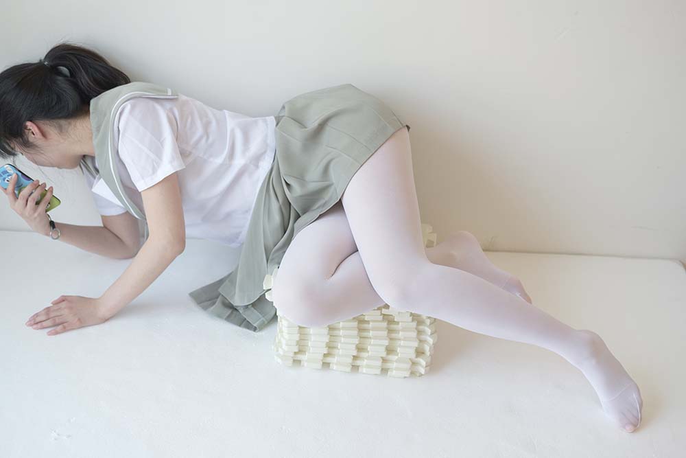 森萝财团写真 X-016 白丝纯情 SLCT森萝财团-第2张
