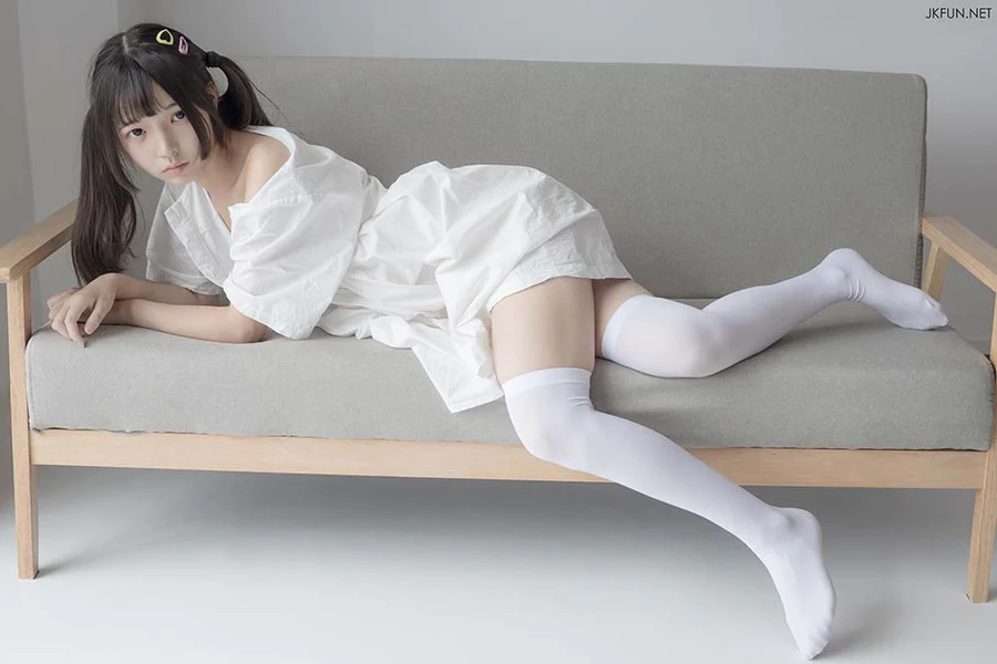 森萝财团写真 JKFUN-014 默陌 白衣飘飘的年代 SLCT森萝财团-第2张