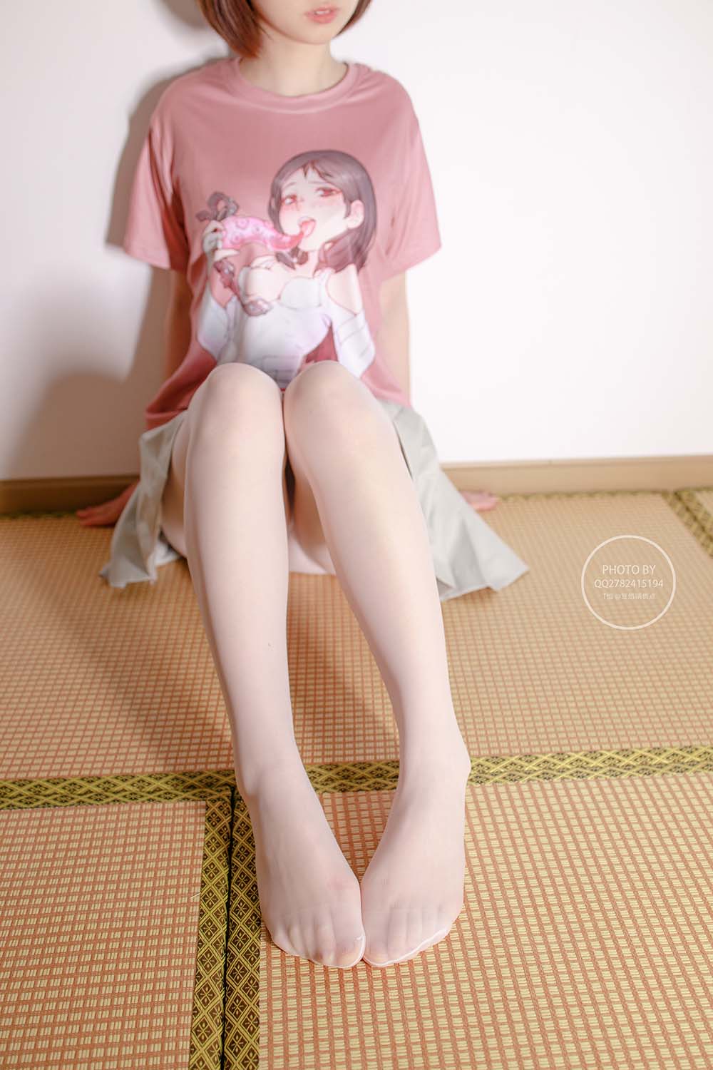 森萝财团写真 無料004 凉席上的白丝美少女 SLCT森萝财团-第1张