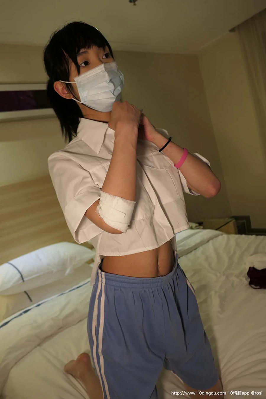 [ROSI口罩系列]2020.06.08 NO.1457 ROSI口罩系列-第1张