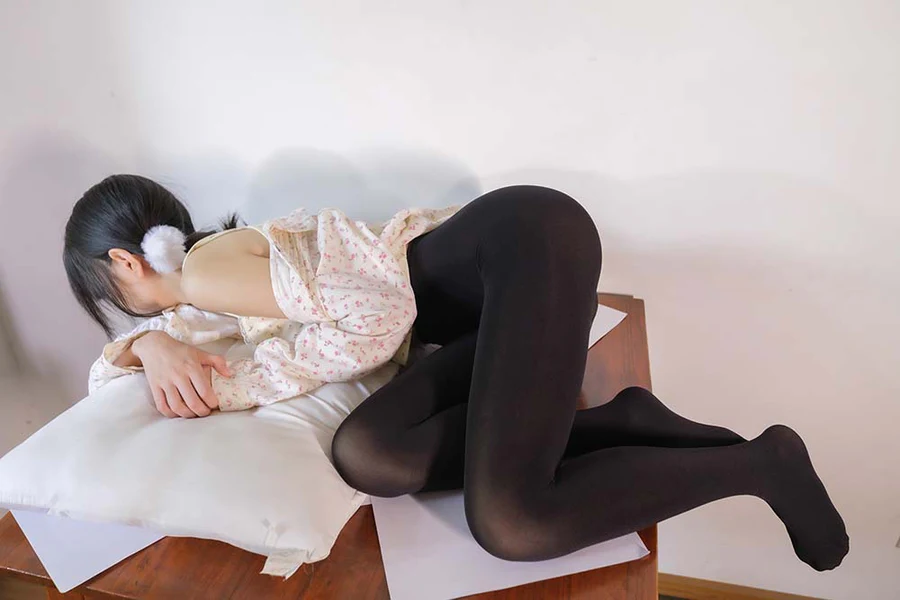 森萝财团写真 内部会员版 雏菊002 小七 SLCT森萝财团-第1张