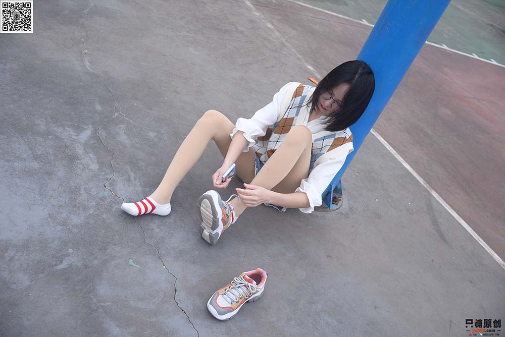 [只糖棉袜]NO.233 小伊 春天的花开满了墙 ZTMW只糖棉袜-第2张