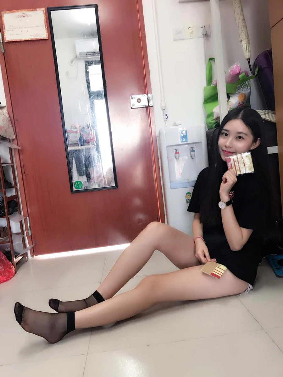 学妹校园寝室短丝系列036 若淳 XMXYDS学妹校园短丝-第1张