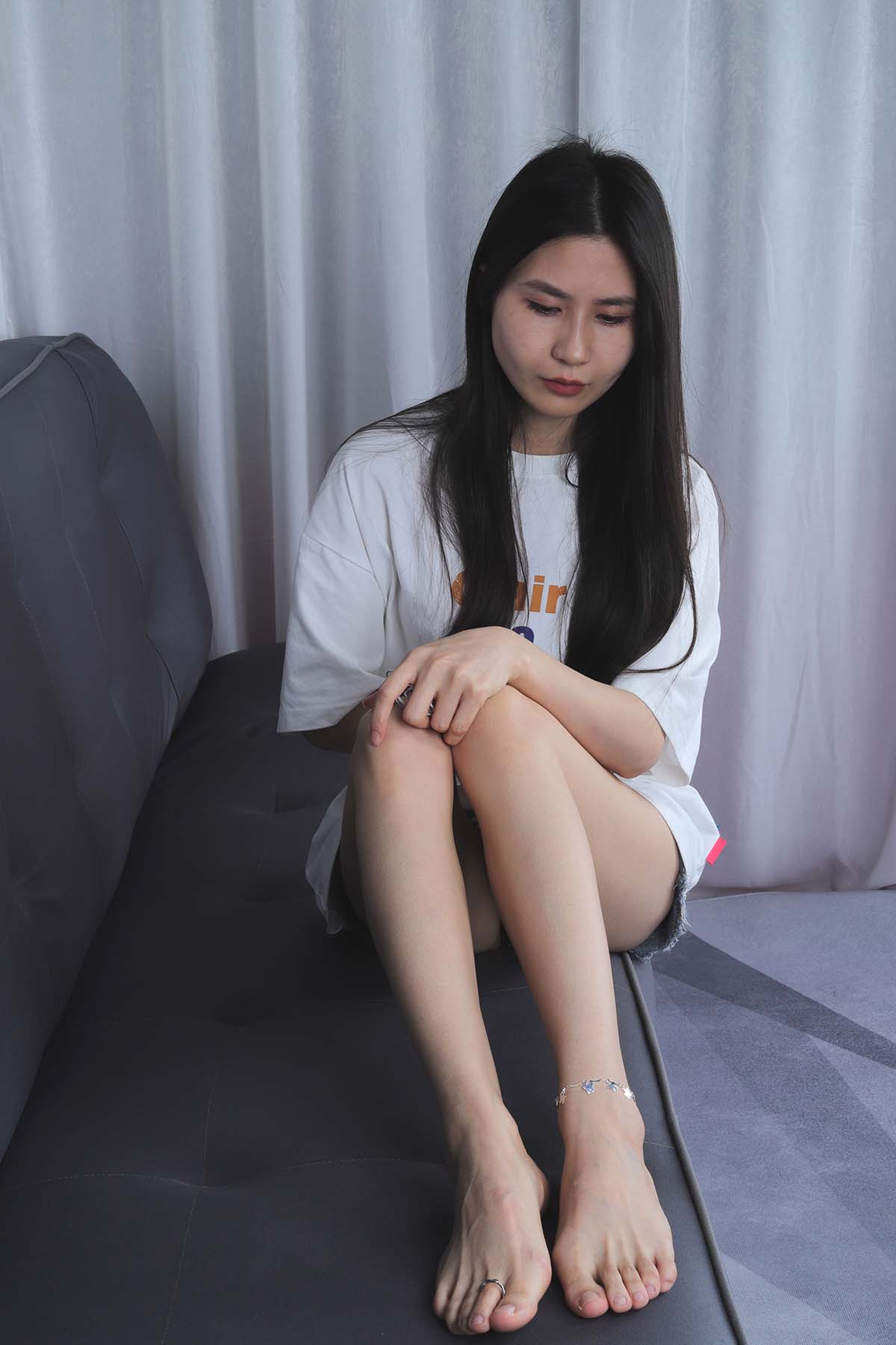 Pary摄影 NO.105 嘉嘉展示37码修长美脚 Pary摄影-第1张