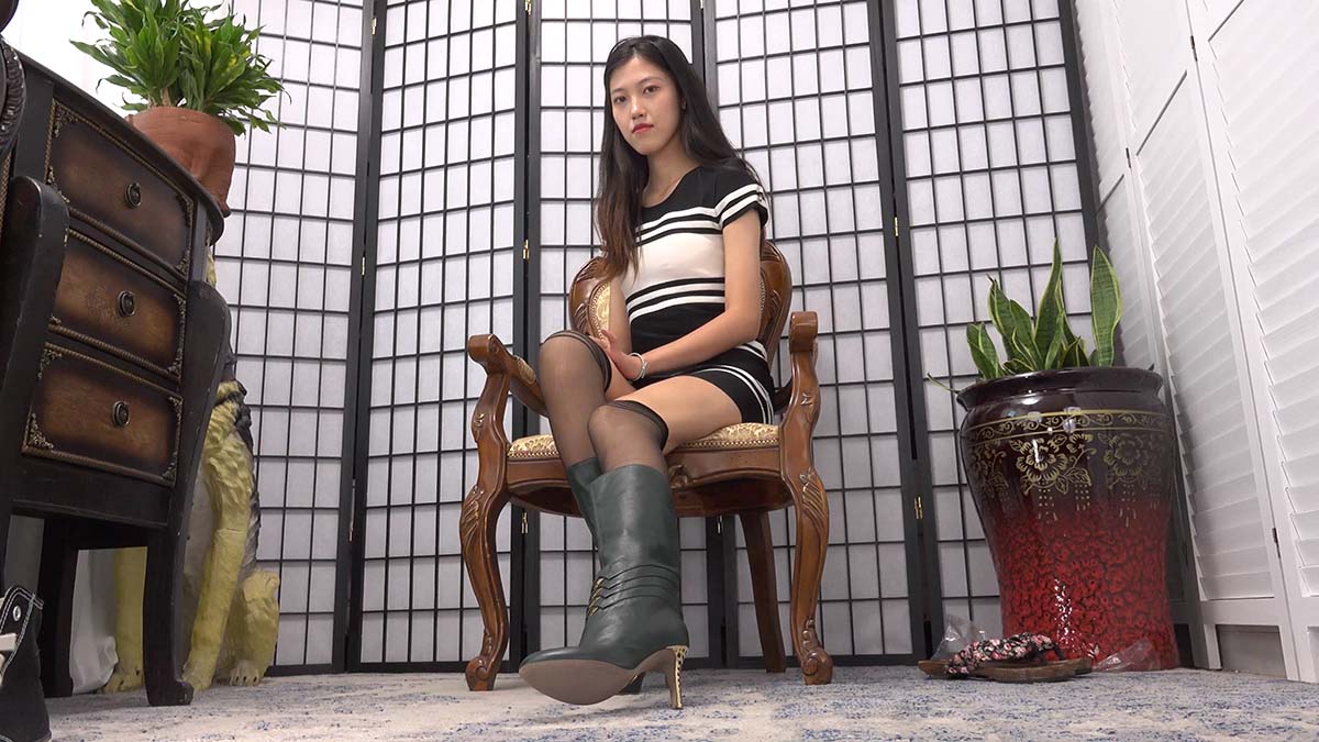 A&F NO.154 陈媛媛-展示细长性感黑丝裸足脚丫 第1部 AF-第1张