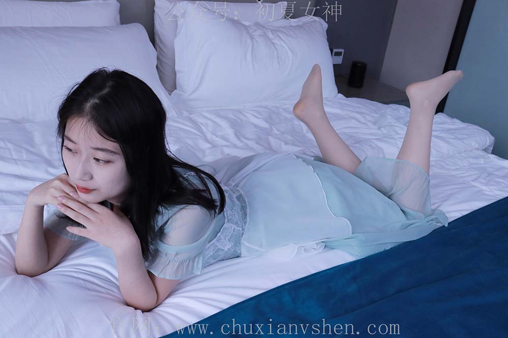 初夏女神 NO.009 念念 绿野仙踪M码连衣裙搭回力球鞋 CXNS初夏女神-第1张