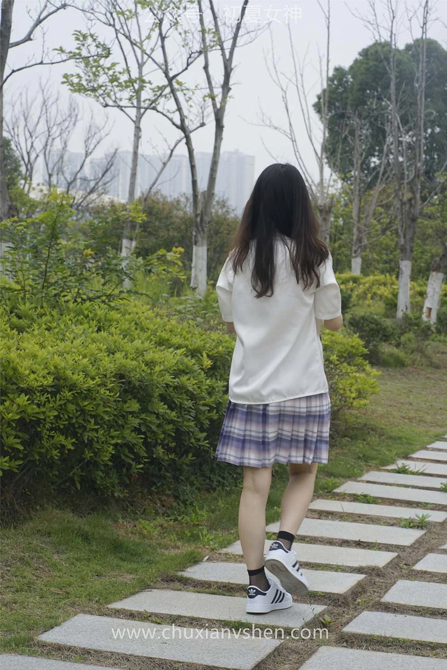 初夏女神 NO.025 十一 周末丛林 JK套搭配的袜子遭嫌弃 CXNS初夏女神-第2张