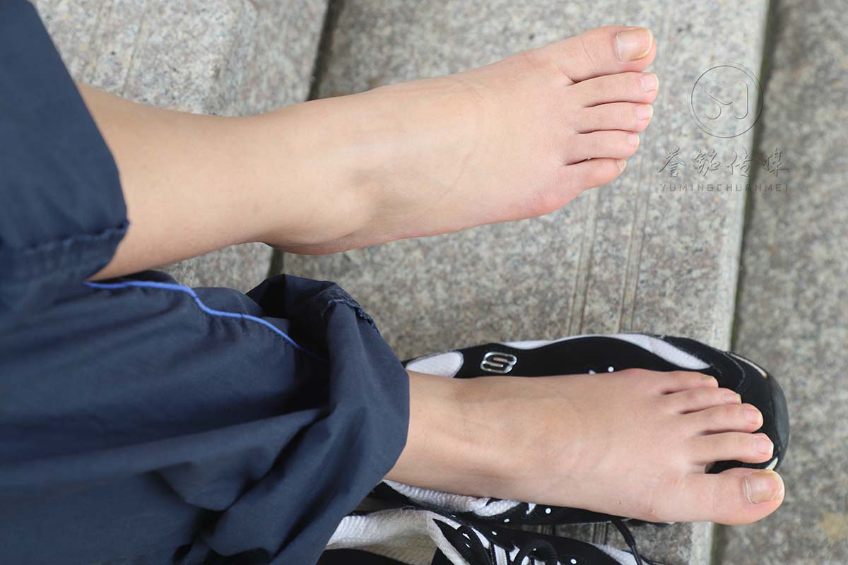 [誉铭传媒]袜足摄影 2019年 NO.032 YMCM誉铭传媒-第2张
