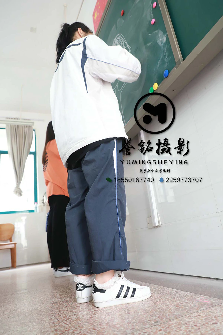 [誉铭传媒]袜足摄影 2019年《2019.07.10定制作品》 YMCM誉铭传媒-第2张