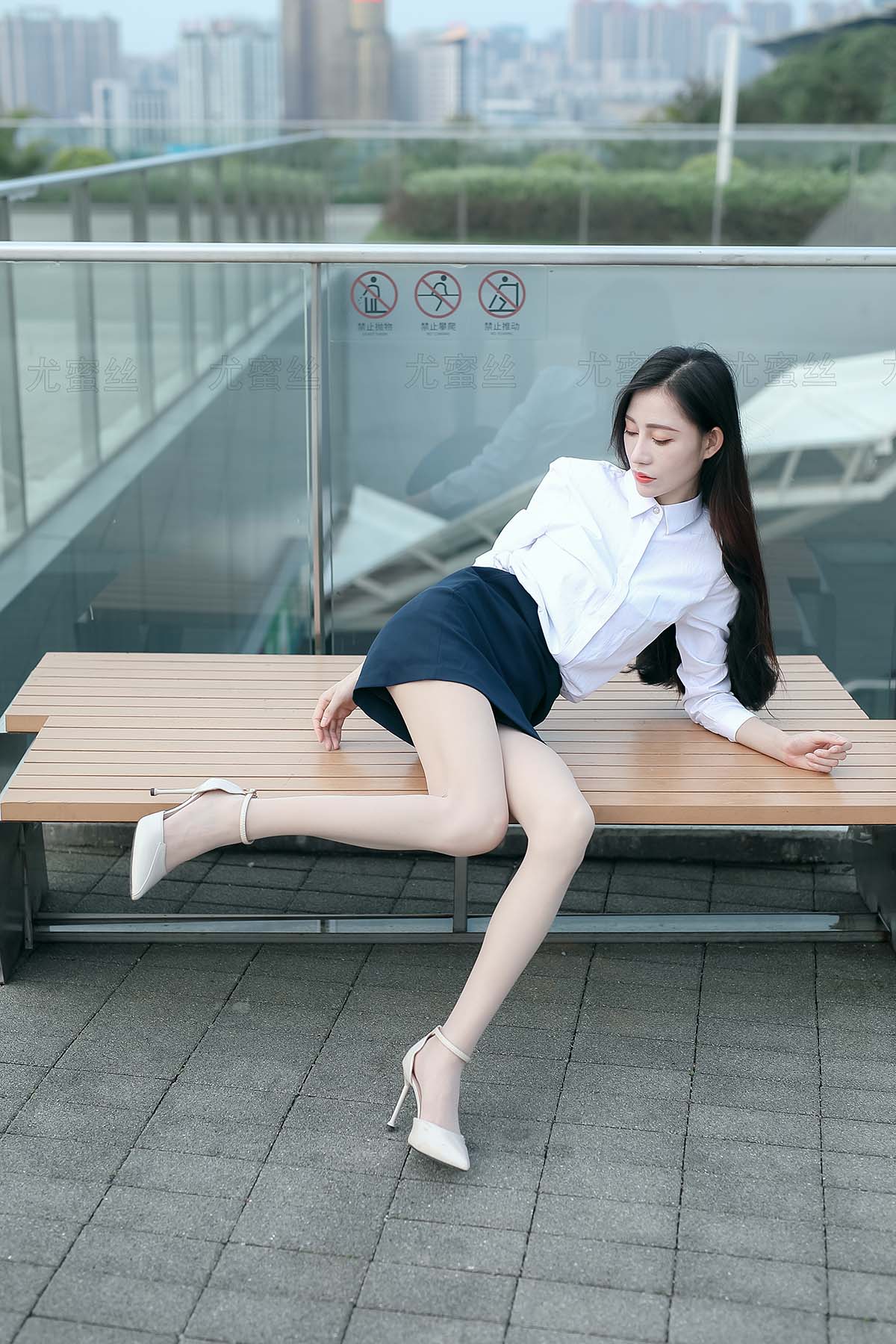 [尤蜜丝]穿搭写真 NO.023 YMS尤蜜丝-第1张