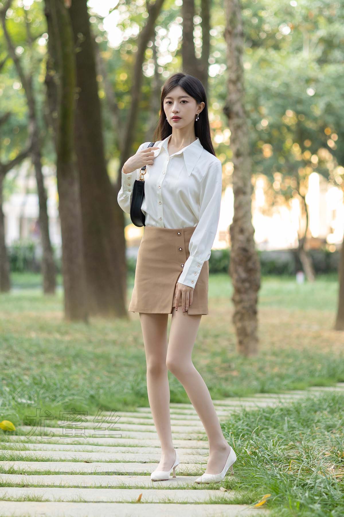[尤蜜丝]穿搭写真 NO.126 YMS尤蜜丝-第2张