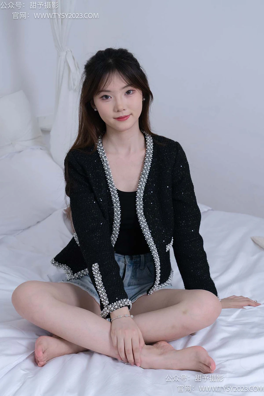 甜予摄影 NO.065 璇璇-靴子、洞洞鞋、白棉袜、裸足 TYSY甜予摄影-第2张