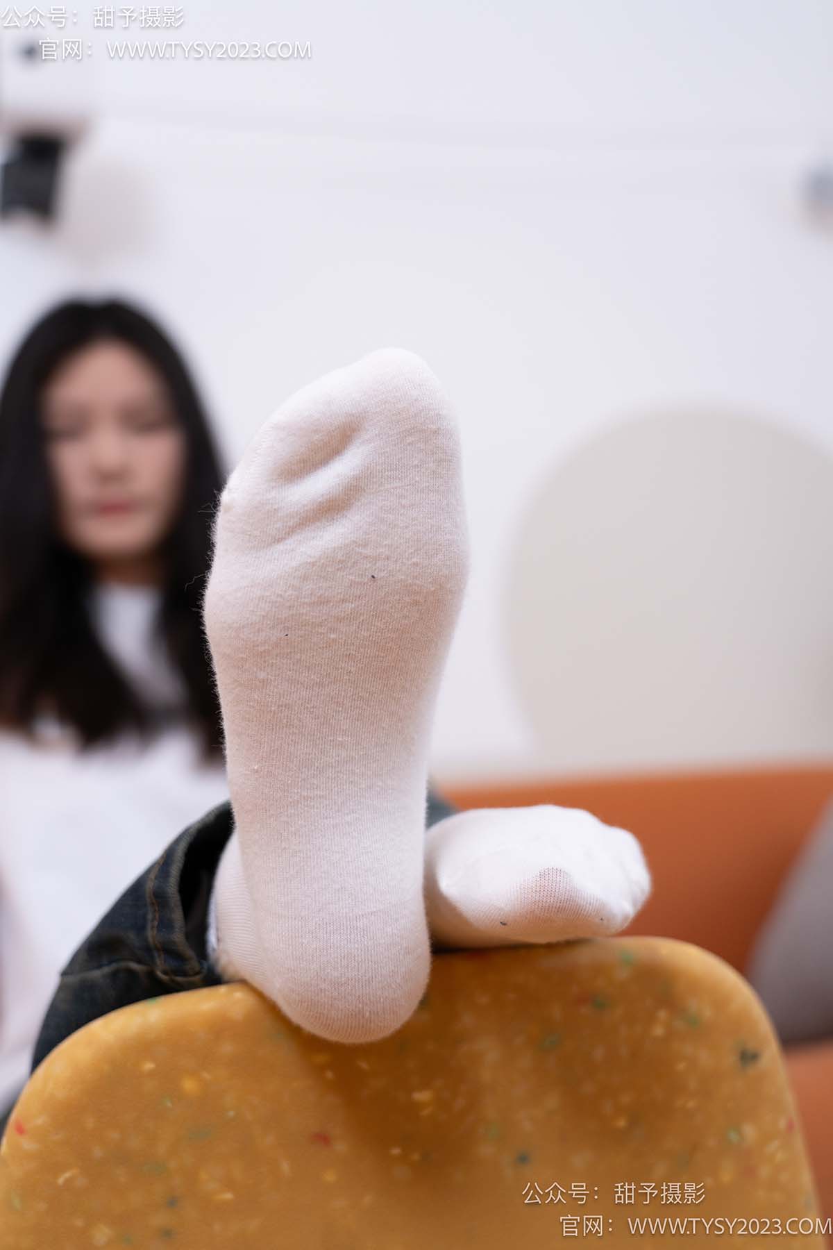 甜予摄影 NO.070 松松-板鞋、白棉袜、裸足 TYSY甜予摄影-第1张