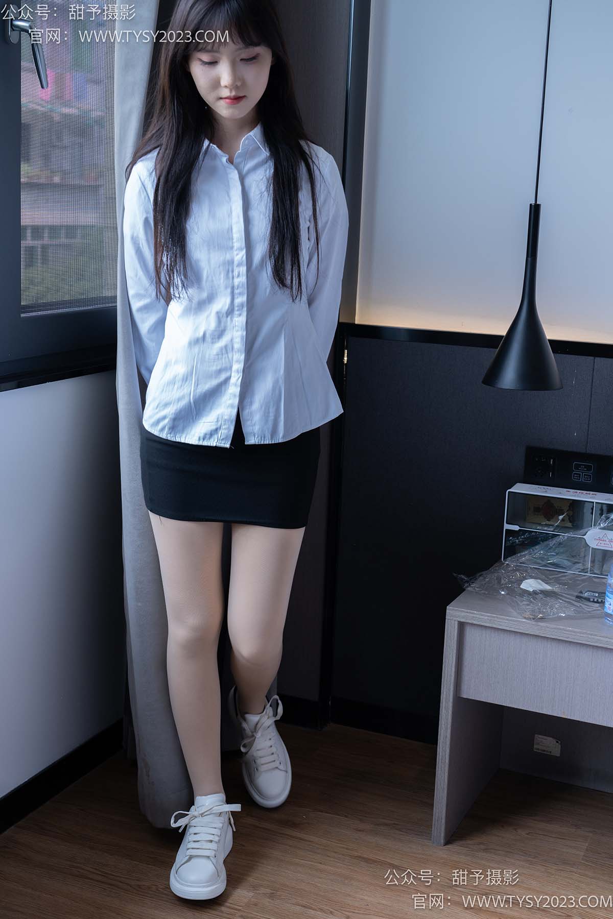 甜予摄影 NO.101 璇璇-OL制服、板鞋、高跟鞋、厚肉丝 TYSY甜予摄影-第1张