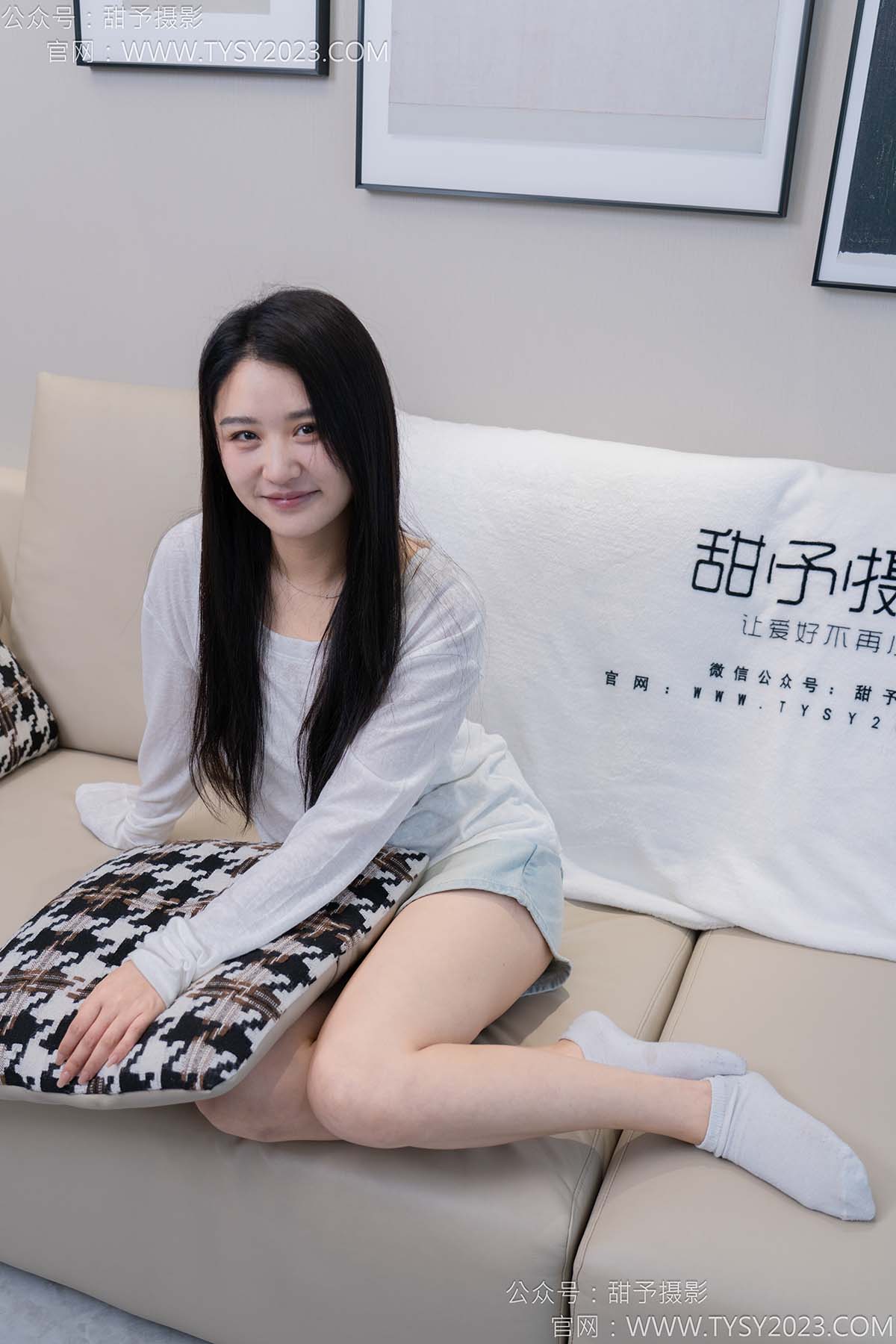 甜予摄影 NO.130 澜澜-皮鞋、白棉袜、裸足、掉袜子剧情 TYSY甜予摄影-第2张
