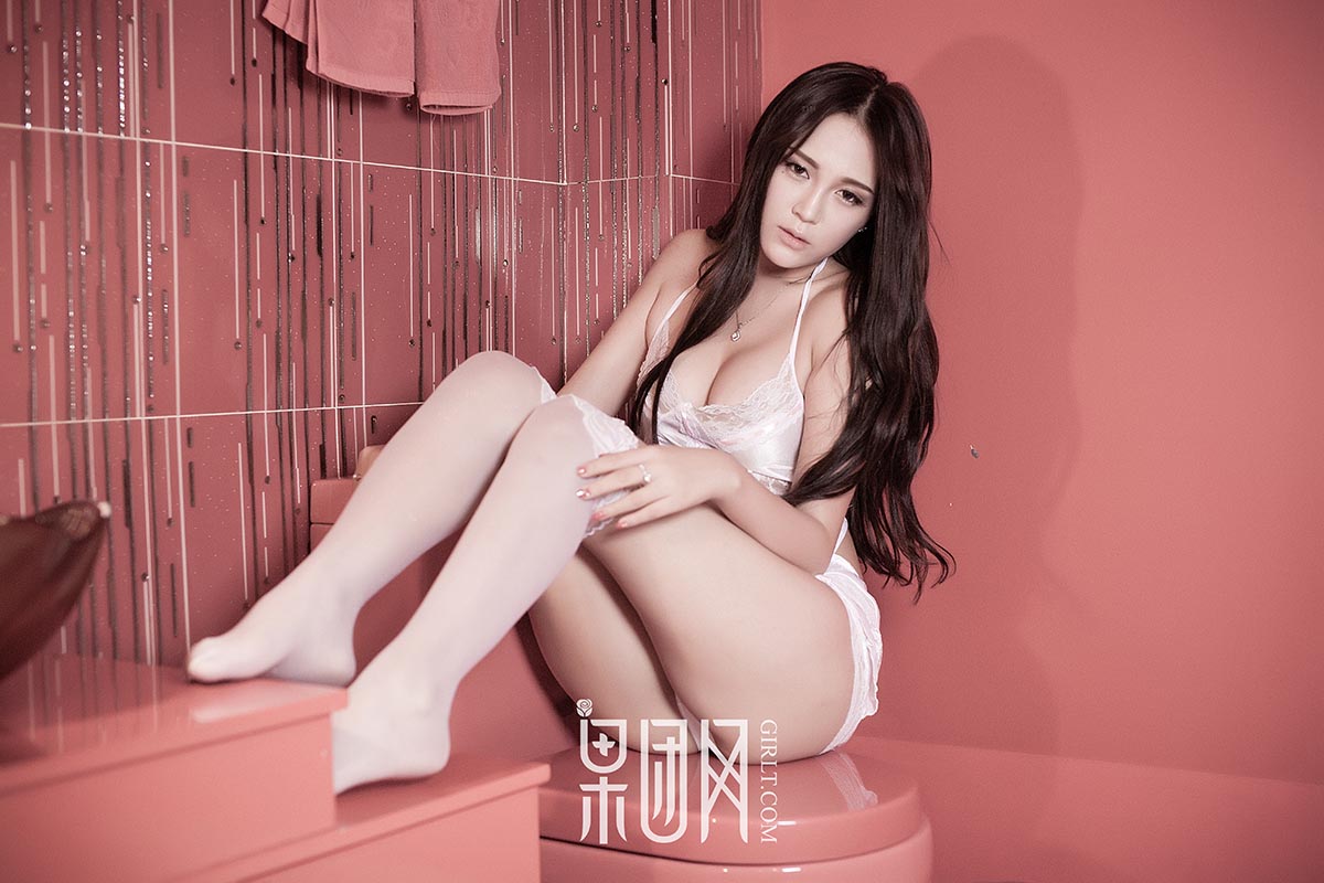 [Girlt果团网]2018.04.04 NO.136 浴室粉色诱惑 Girlt果团网-第2张
