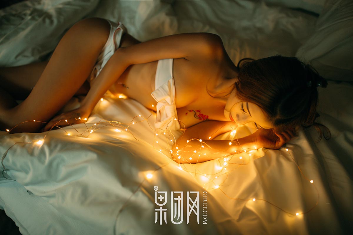 [Girlt果团网]熊川纪信 2018.01.06 NO.011 霓光灯下的少女 Girlt果团网-第1张