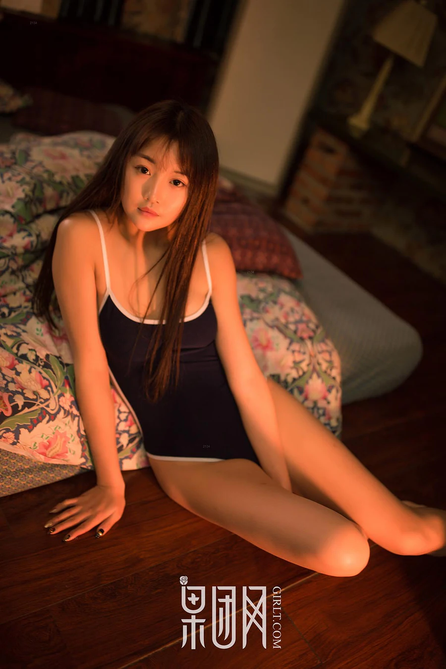 [Girlt果团网]熊川纪信 2018.01.19 NO.016 邻家美眉 Girlt果团网-第1张