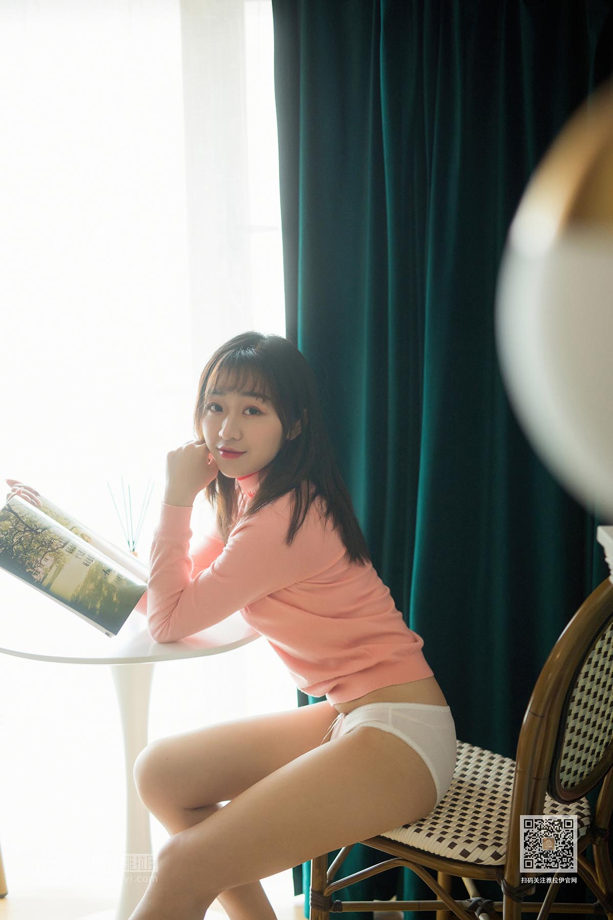 [YALAYI雅拉伊]2020.02.01 NO.531 小颖《穿毛衣好热》 YALAYI雅拉伊-第2张