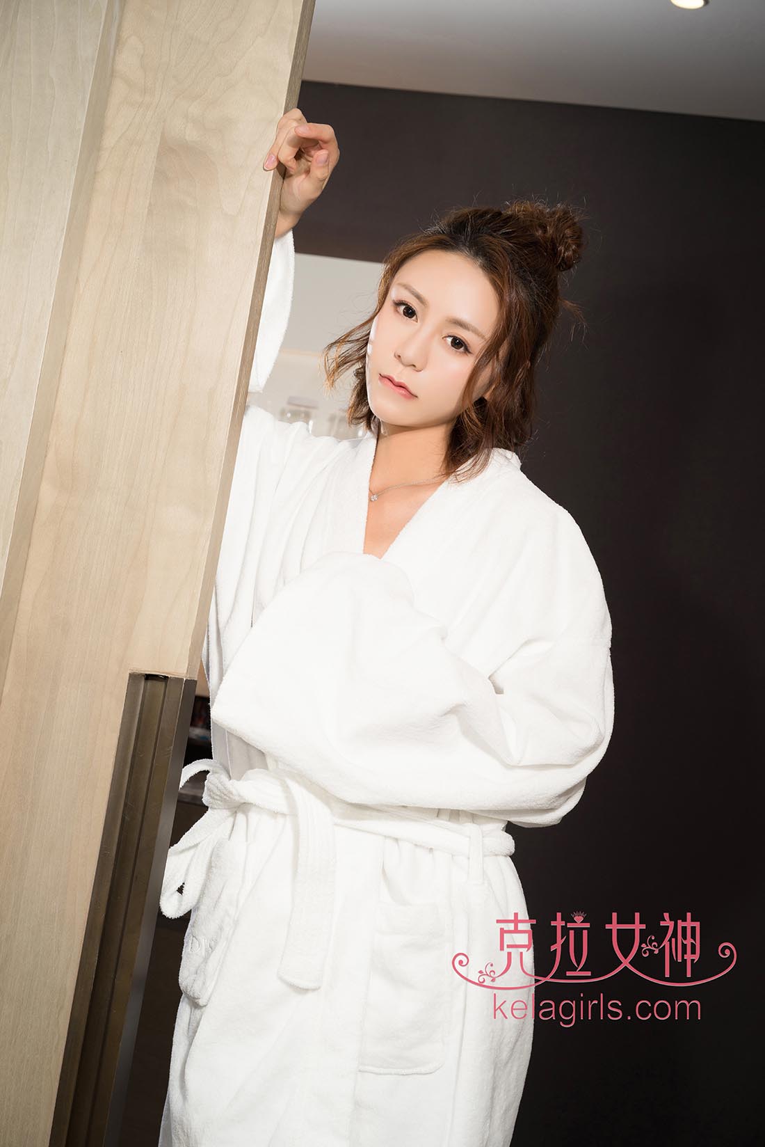 [KelaGirls克拉女神]2018-02-27 昕予 香肩半露 KelaGirls克拉女神-第2张