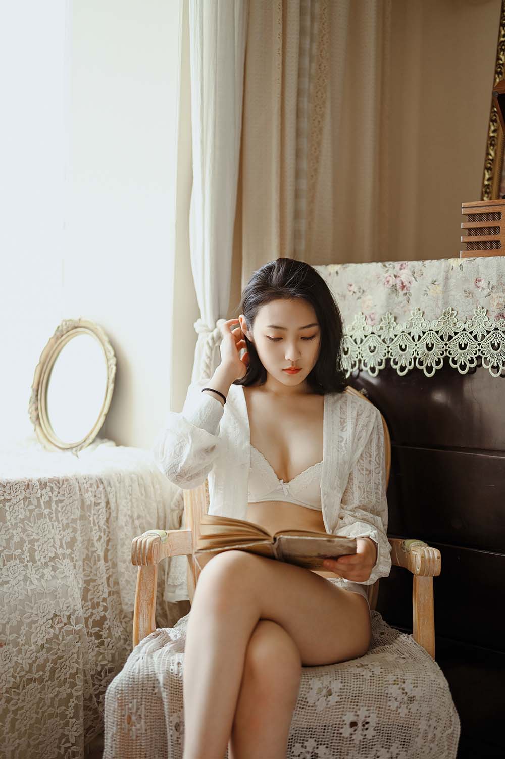 [YALAYI雅拉伊]2020.04.25 NO.615 沈伊《闺中处子》 YALAYI雅拉伊-第1张