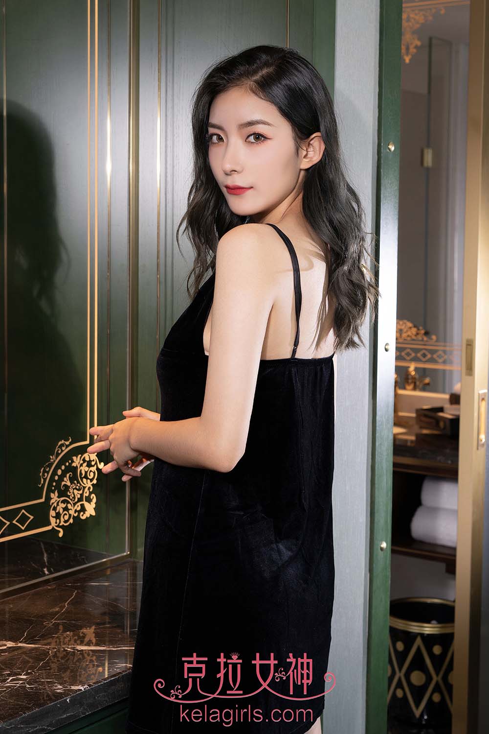 [kelagirls克拉女神]2019.06.28《名媛赤足》苏展 KelaGirls克拉女神-第1张