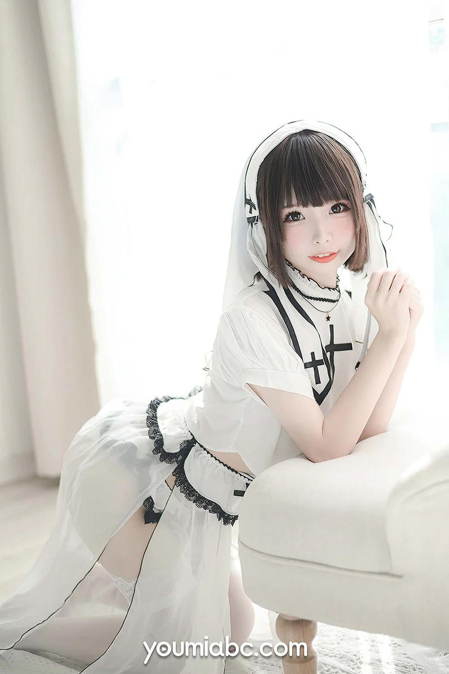 [YouMi尤蜜]2020.11.10 圣洁修女 甜椒妙妙mio YouMei尤美-第2张