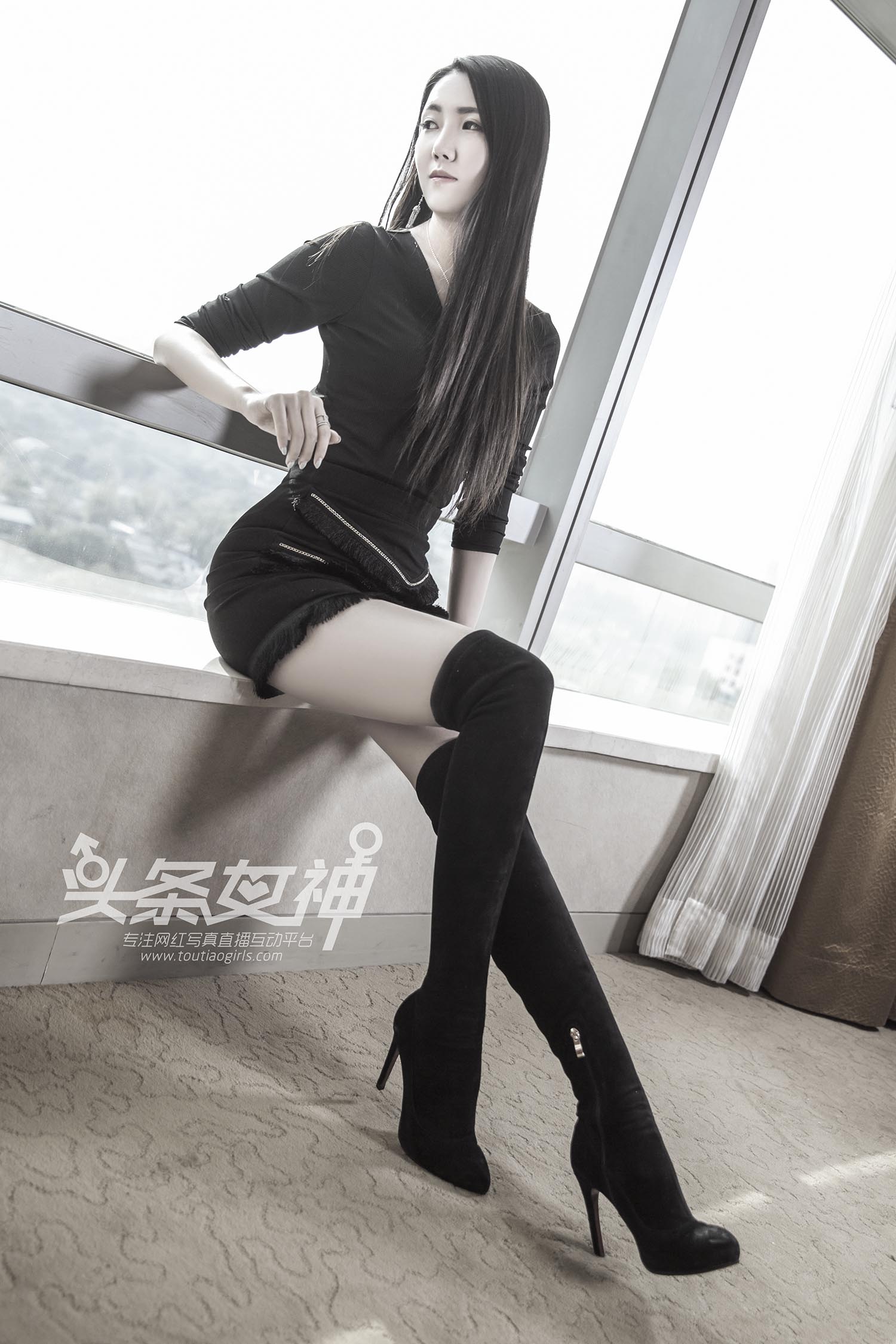 [TouTiao头条女神]2017.11.06 雪娇 美足征服 TouTiao头条女神-第2张