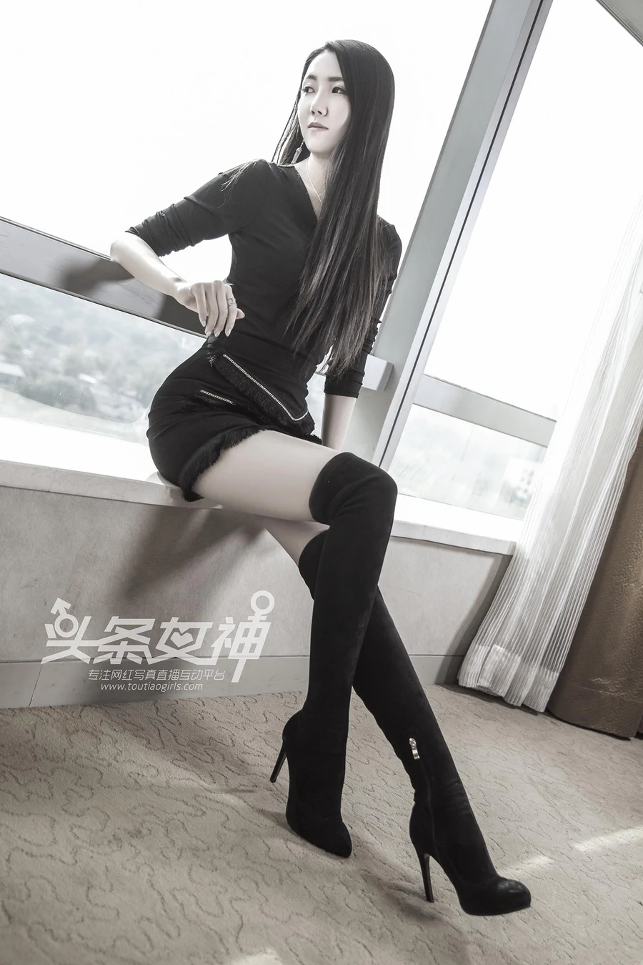 [TouTiao头条女神]2017.11.06 雪娇 美足征服 TouTiao头条女神-第2张