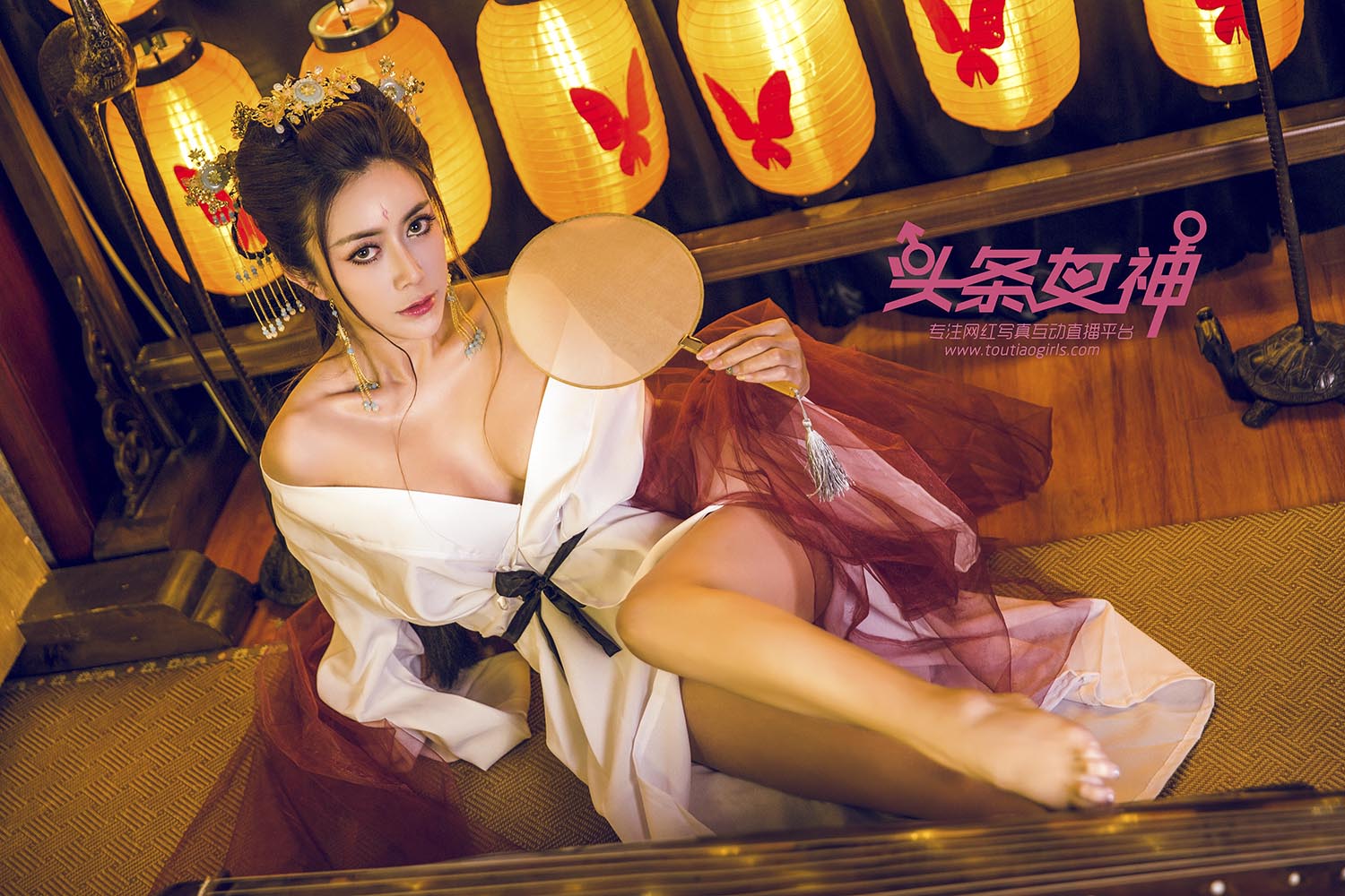 [TouTiao头条女神]2017.11.22 萱宸 当代女帝 TouTiao头条女神-第1张