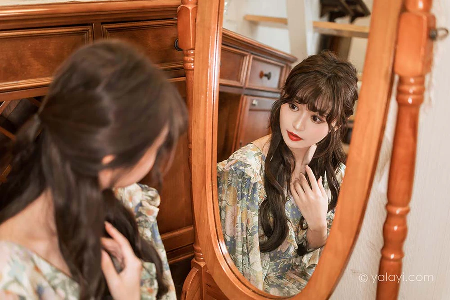 [YALAYI雅拉伊]2023.03.20 NO.1016 碎花裙少女 小亭 YALAYI雅拉伊-第2张