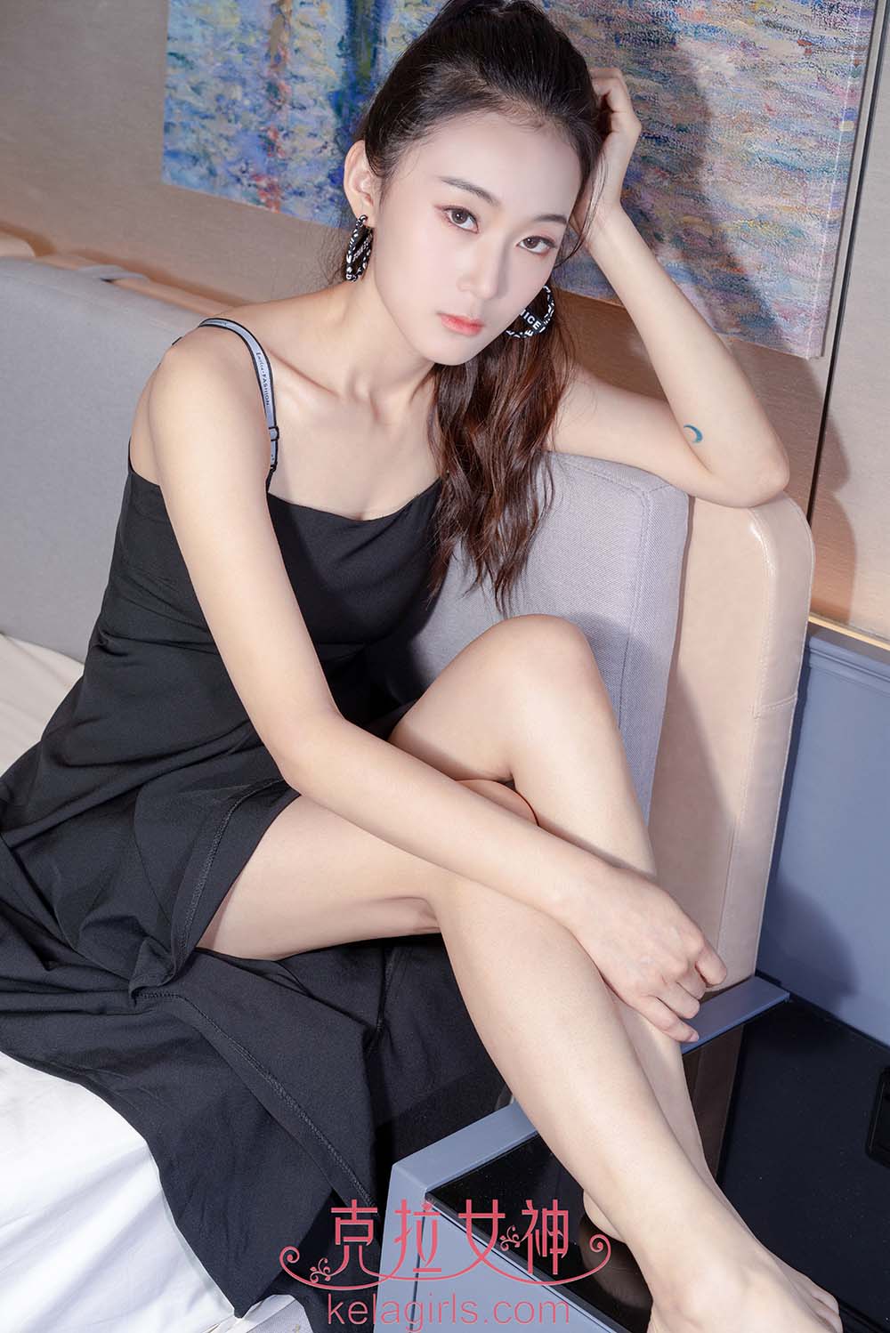 [Kelagirls克拉女神]2019.10.02《脱丝洗袜》赵敏 KelaGirls克拉女神-第1张