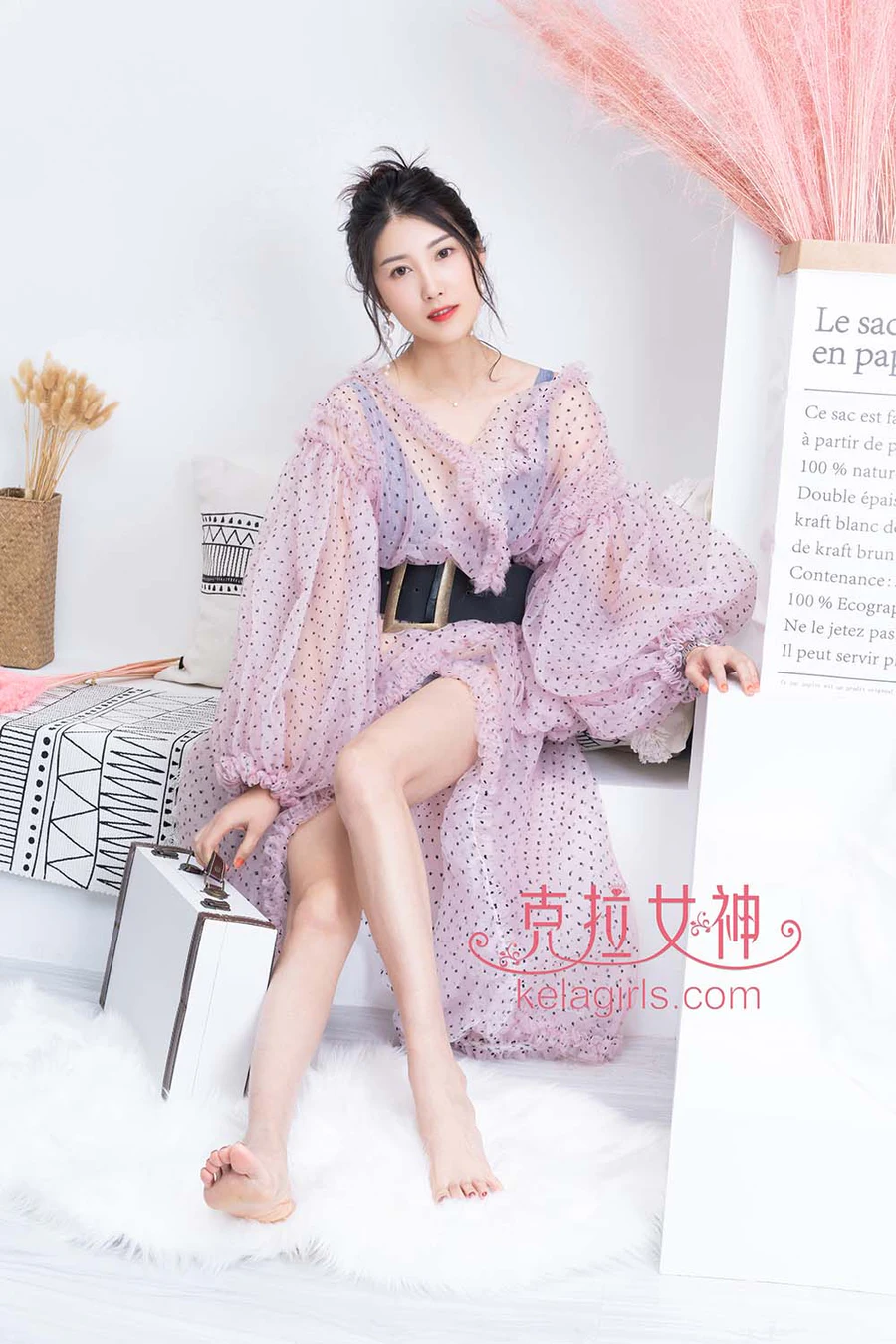 [Kelagirls克拉女神]2020.10.14《赤脚红尖》王睿 KelaGirls克拉女神-第1张