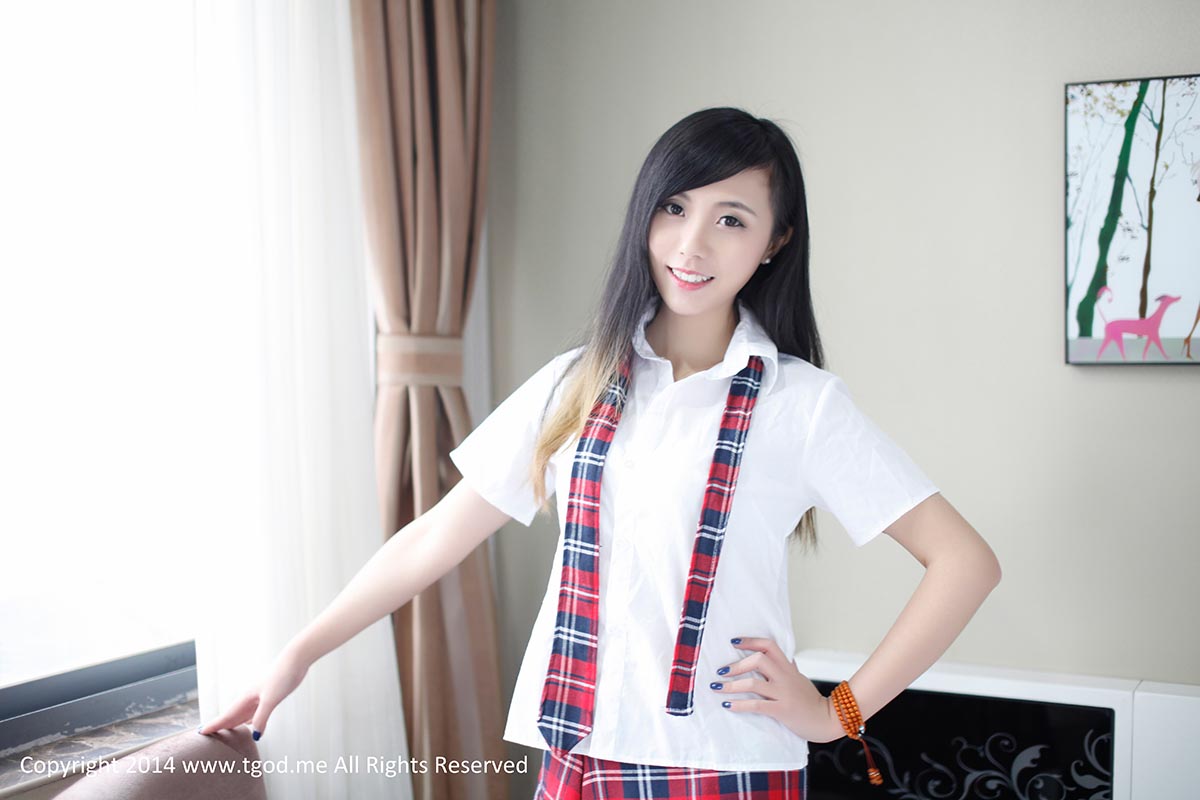 [TGOD推女神]2014.12.23 平安夜校服的诱惑 谢忱倬 TGOD推女神-第2张