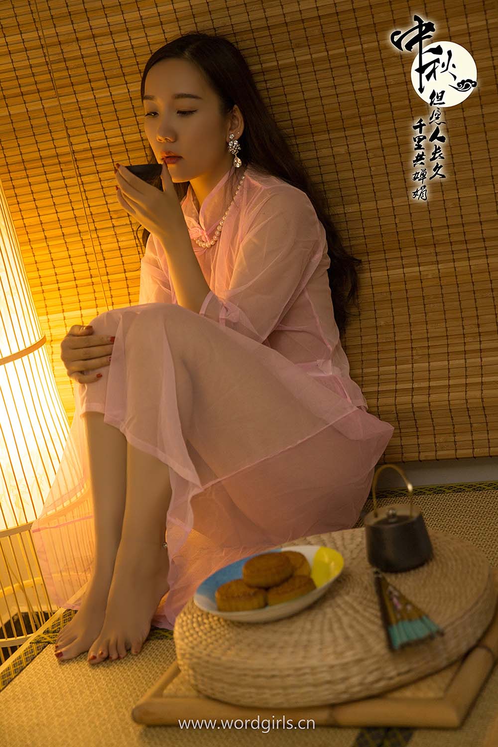 [TouTiao头条女神]2019.09.14 明月千里寄相思 小乔 TouTiao头条女神-第1张