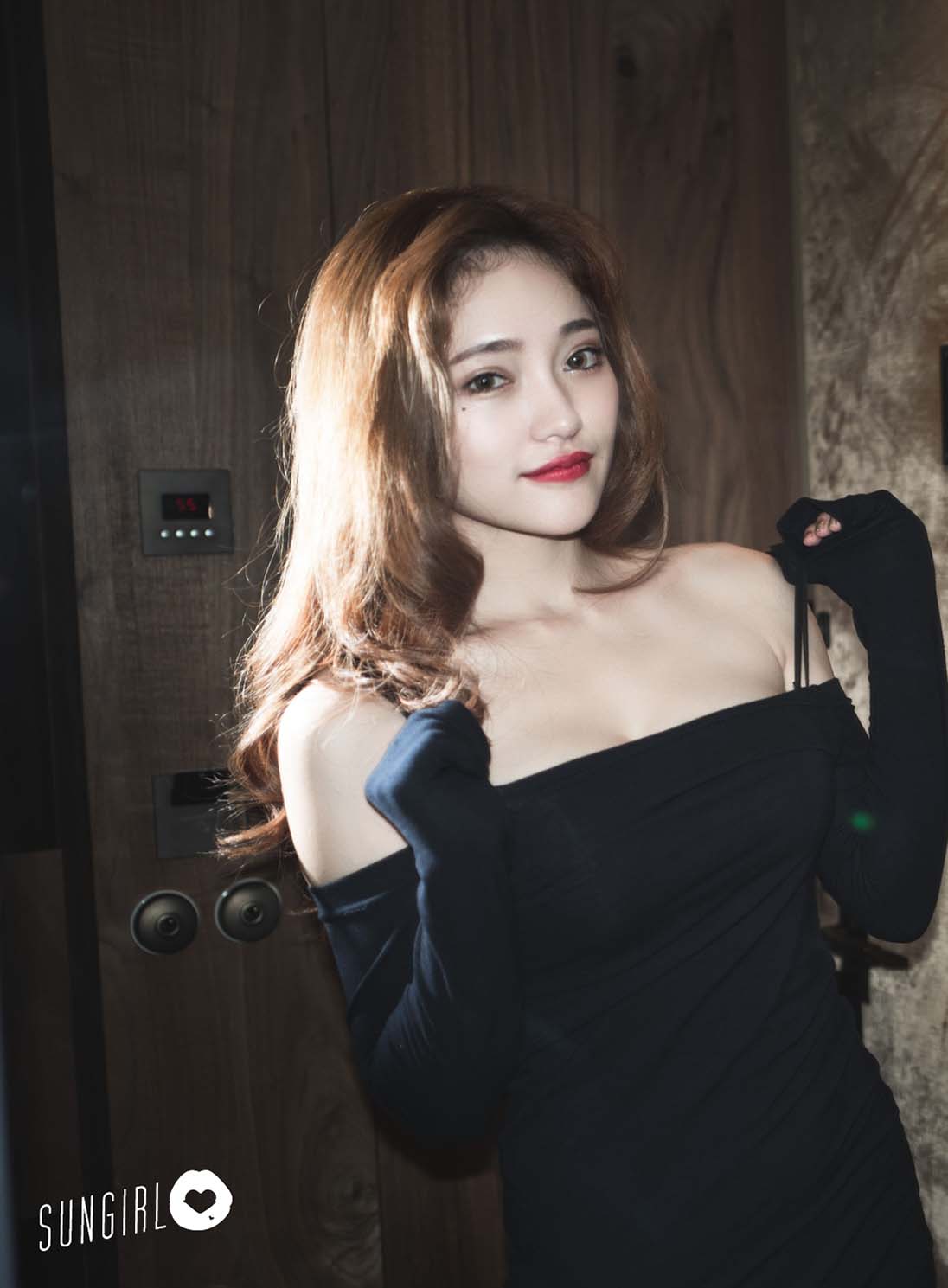 [SUNGIRL阳光宝贝]NO.027 极致曲线Donna奶妹-线上写真 Part1 奶妹 SUNGIRL阳光宝贝-第1张