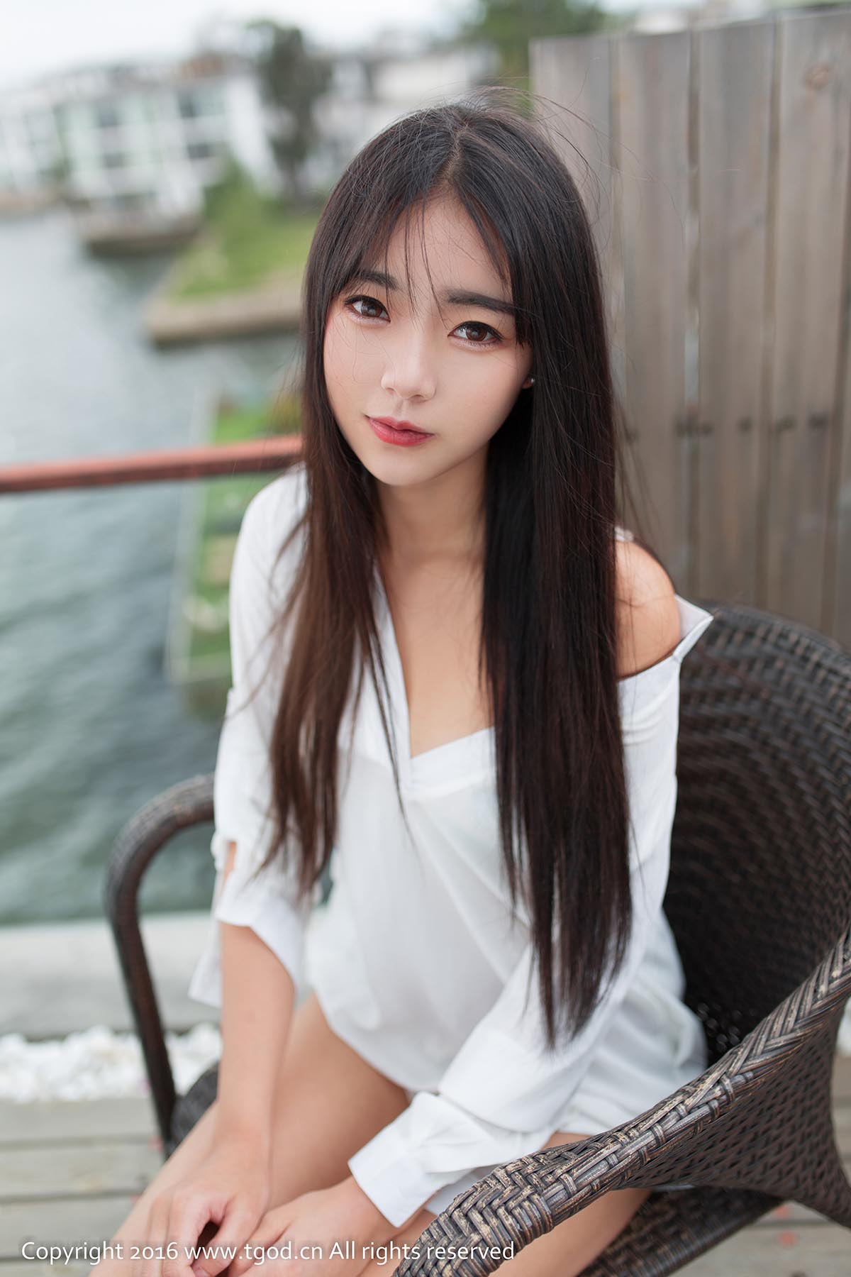 [TGOD推女神]2016.05.08 可乐Vicky 大理旅拍 第一刊 TGOD推女神-第1张