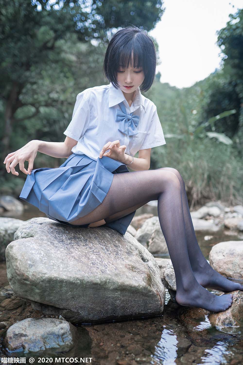 [喵糖映画]JKL.016 溪边JK制服 MTYH喵糖映画-第1张