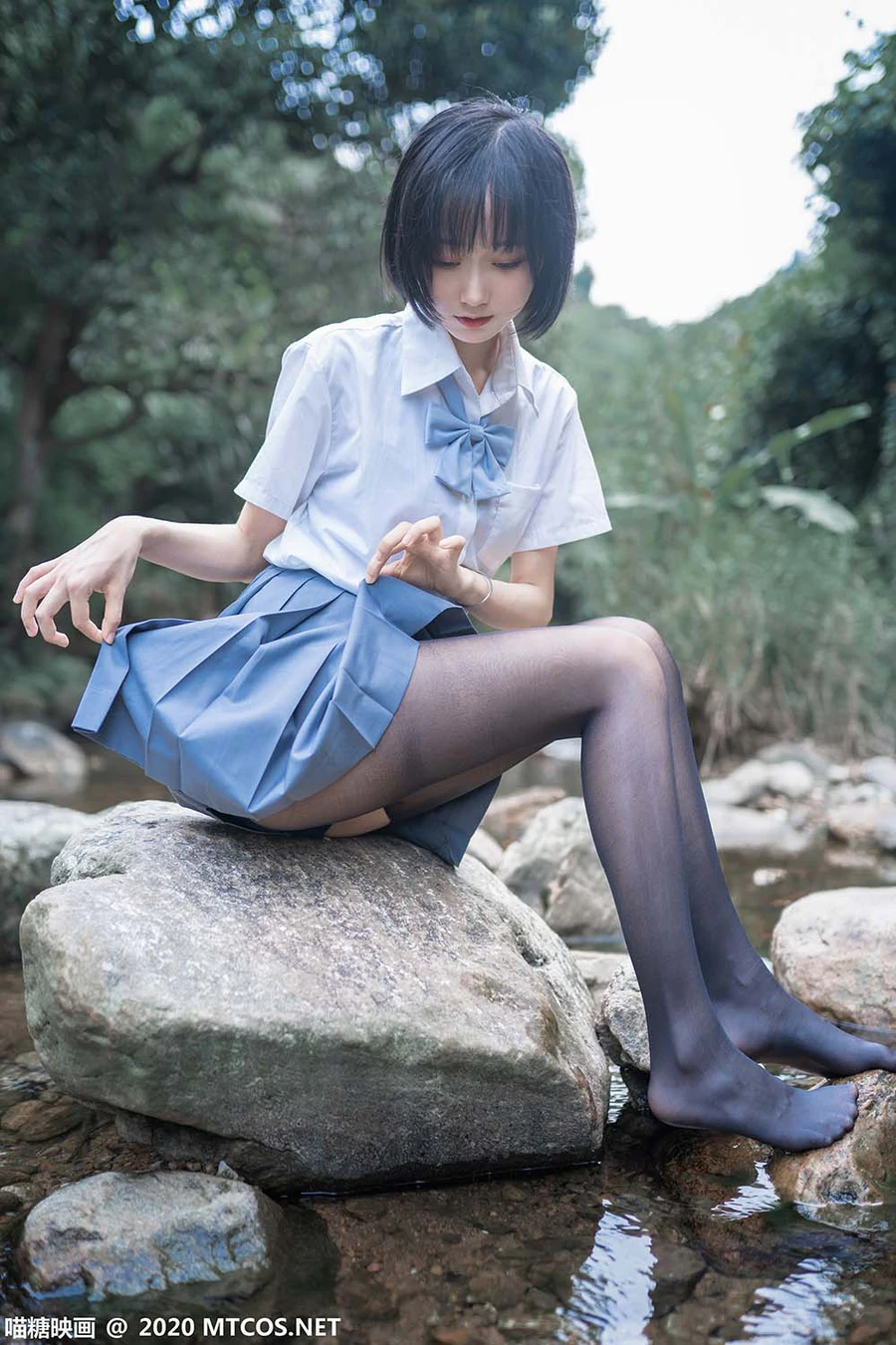 [喵糖映画]JKL.016 溪边JK制服 MTYH喵糖映画-第1张
