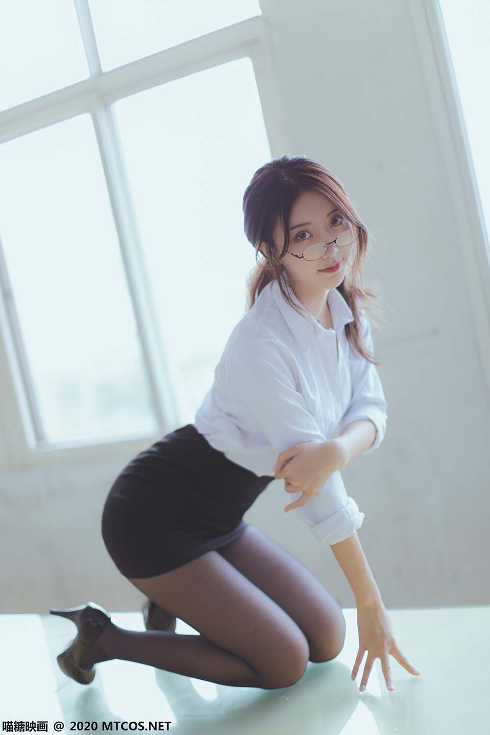 [喵糖映画]VOL.282 OL制服 MTYH喵糖映画-第1张