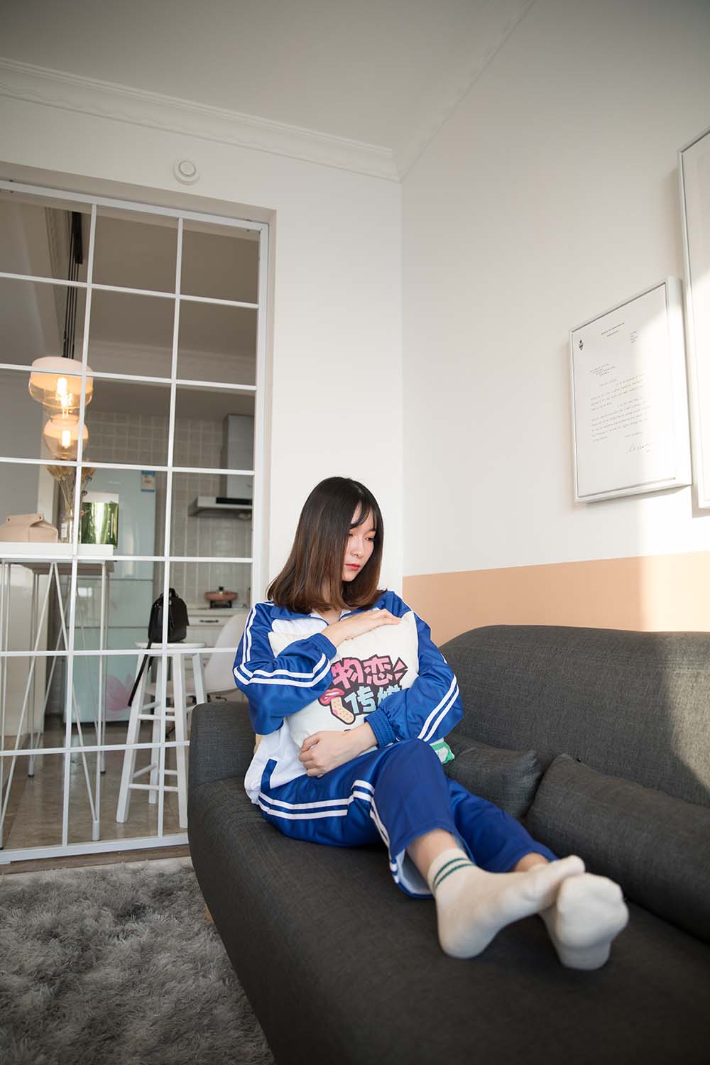 物恋传媒 NO.107 猫耳-清纯校服与帆布鞋之舞 WLCM物恋传媒-第1张